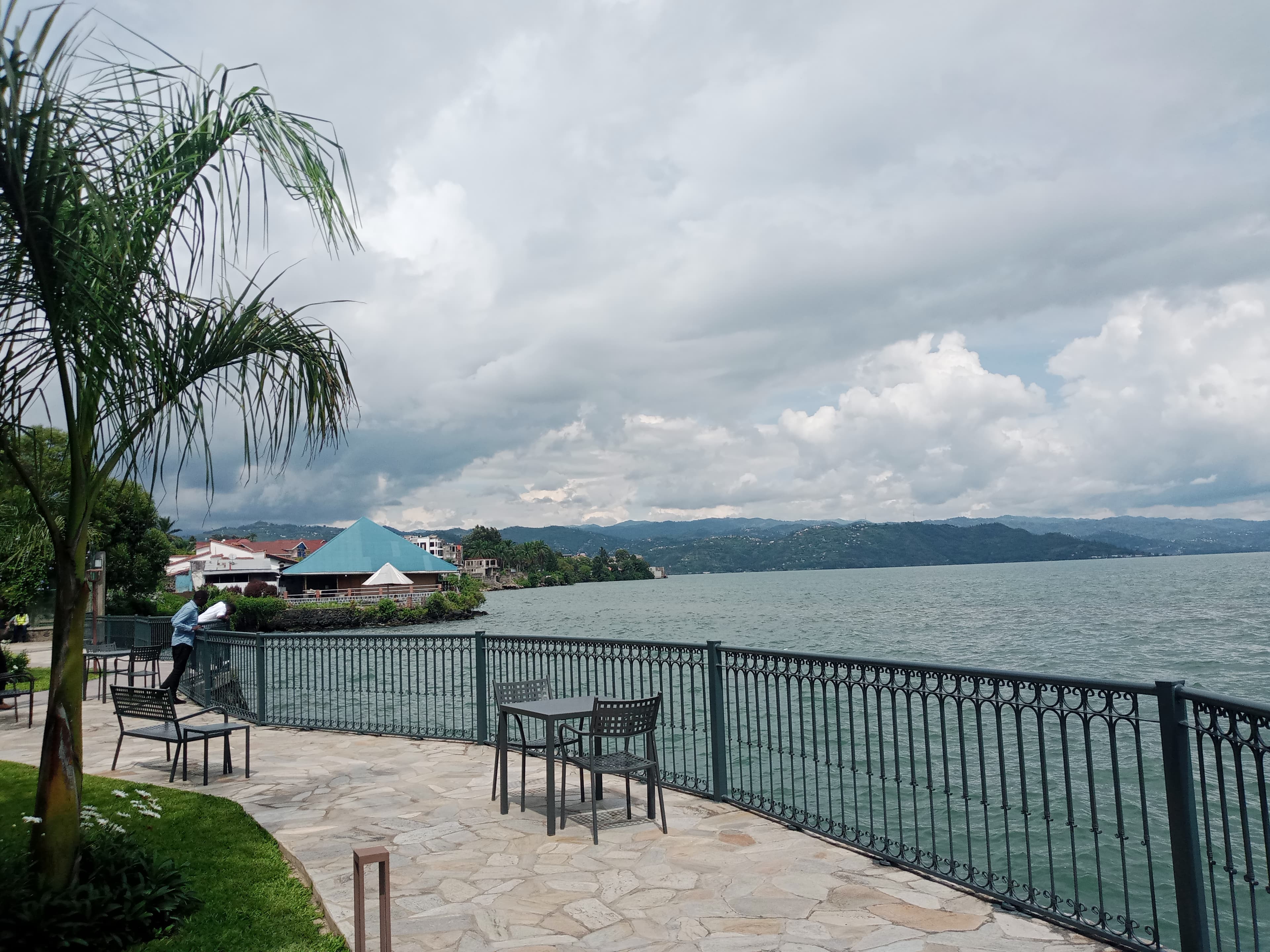 Construction_au_bord_du_lac_kivu_à_Goma